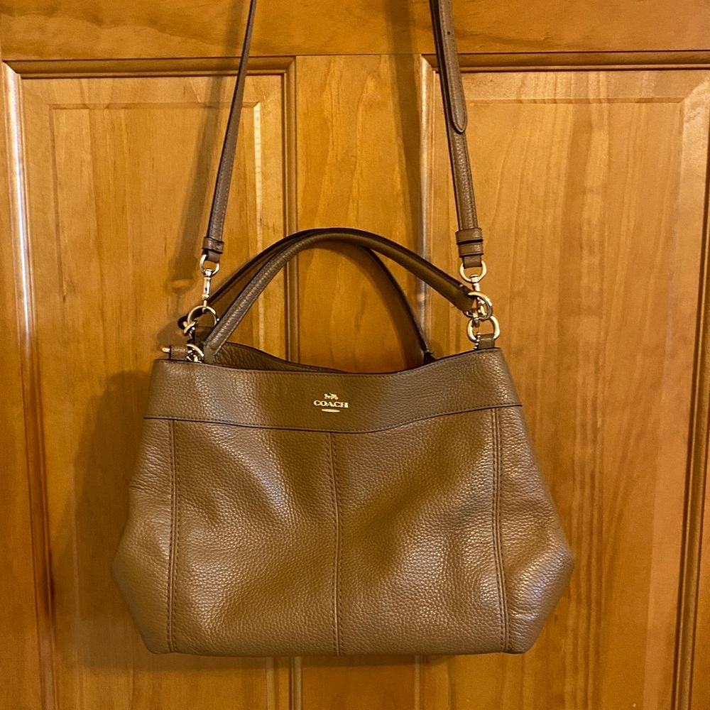Coach Tan Leather Shoulder Bag